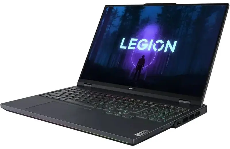 Laptop Lenovo Legion Pro 7 16IRX9H Intel Core i9-14900HX 32GB DDR5/1TB SSD (Eclipse Black)
