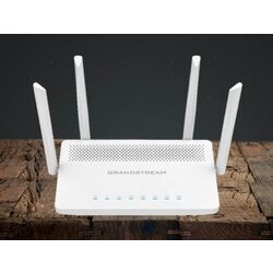 Router wireless Grandstream GWN7052F (White)