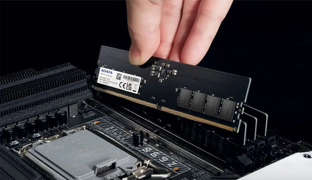 Memorie operativa Adata DIMM DDR5 16GB 4800 CL40 (AD5U480016G-S) - 3