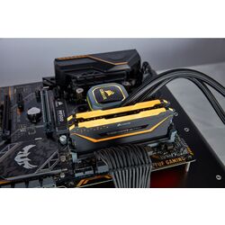 Оперативная память Corsair Vengeance RGB Pro 32GB (2x16) DDR4 3200Mhz CL16 (CMW32GX4M2E3200C16-TUF) Thumb