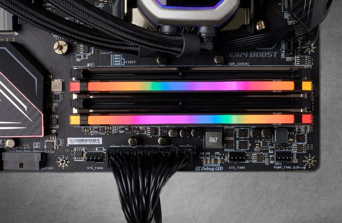 Оперативная память Corsair Vengeance RGB PRO DDR4 16GB (2x8) 2666MHz PC4-21300 CL16 (CMW16GX4M2A2666C16) - 4