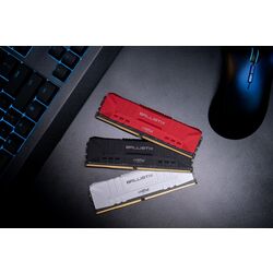 Memorie operativa Crucial Ballistix DDR4 16GB (2x8) 3200MHz PC4-25600 CL16 (BL2K8G30C15U4R) Thumb
