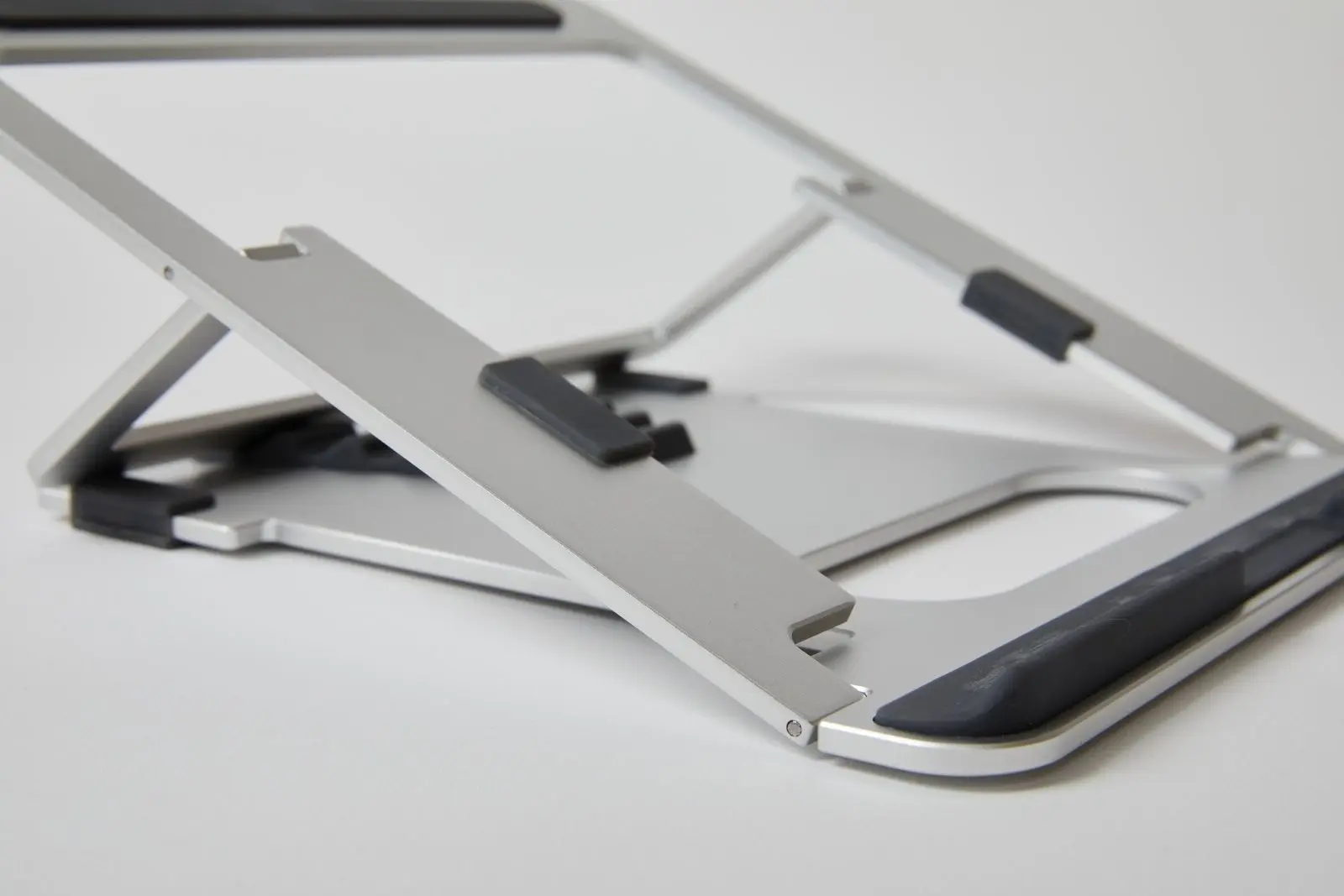 Suport pentru laptop Pout Eyes 3 Angle Pout-02301S (Silver) - 4