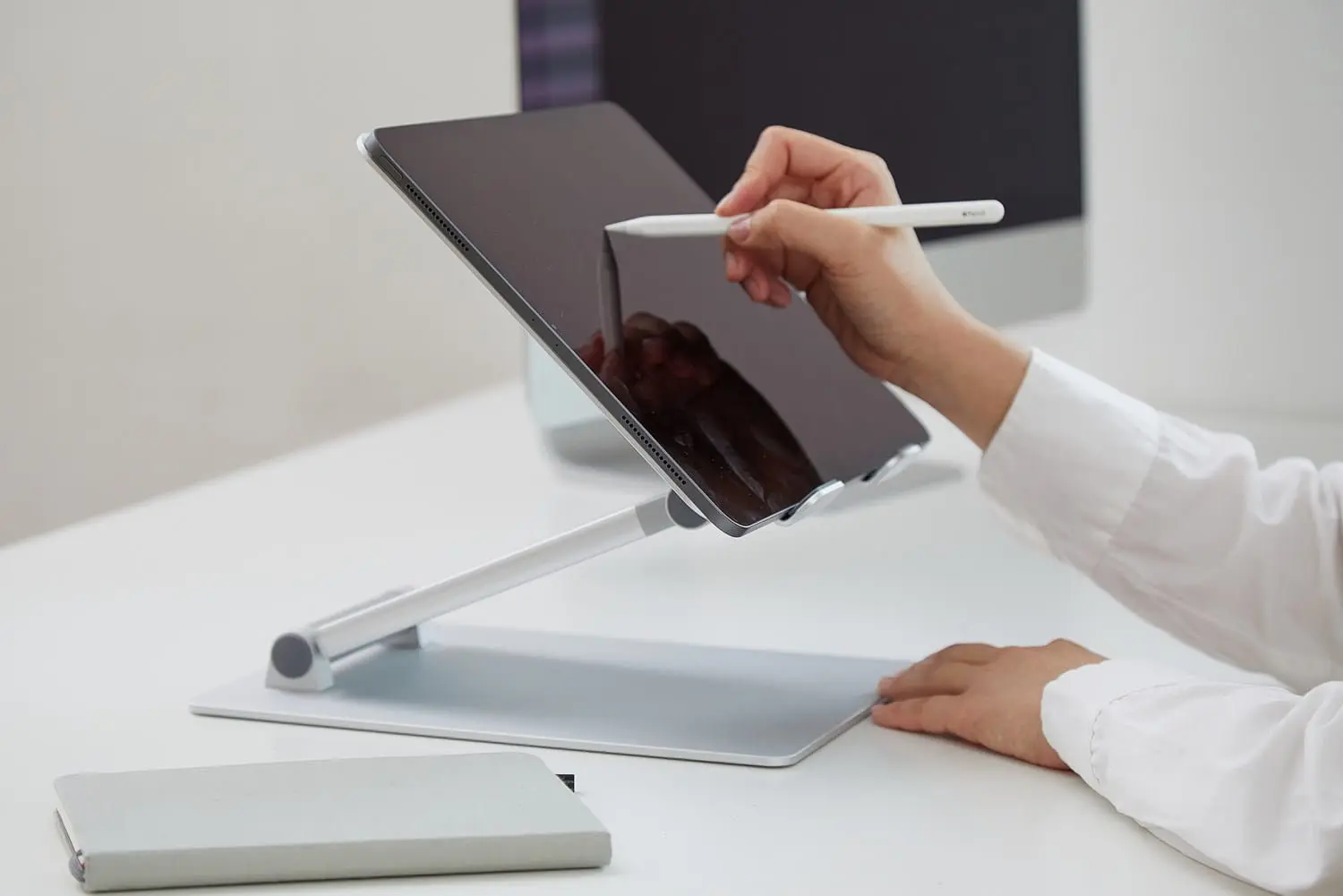 Подставка для ноутбука Pout Eyes3 Lift (Silver/Blue)