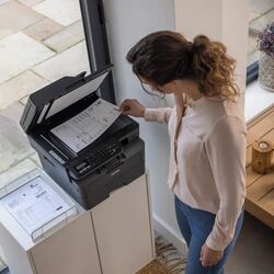 МФУ Brother MFC-L2802DN (Black) Thumb