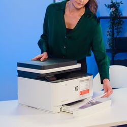 Multifunctional HP LaserJet Pro MFP 3102fdw (White/Black) Thumb