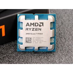 Процессор AMD Ryzen 7 9700X (Tray) Thumb