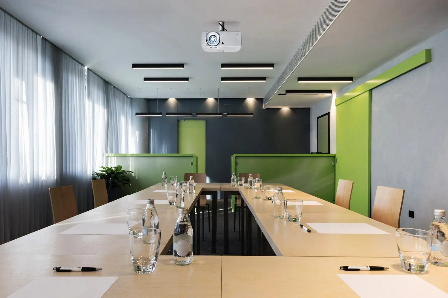 Proiector Optoma ZK450 (White)