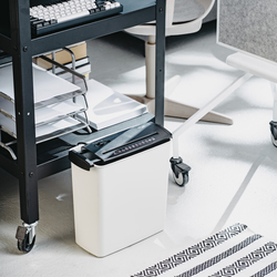 Шредер Adler AD 1040 (Black) Thumb