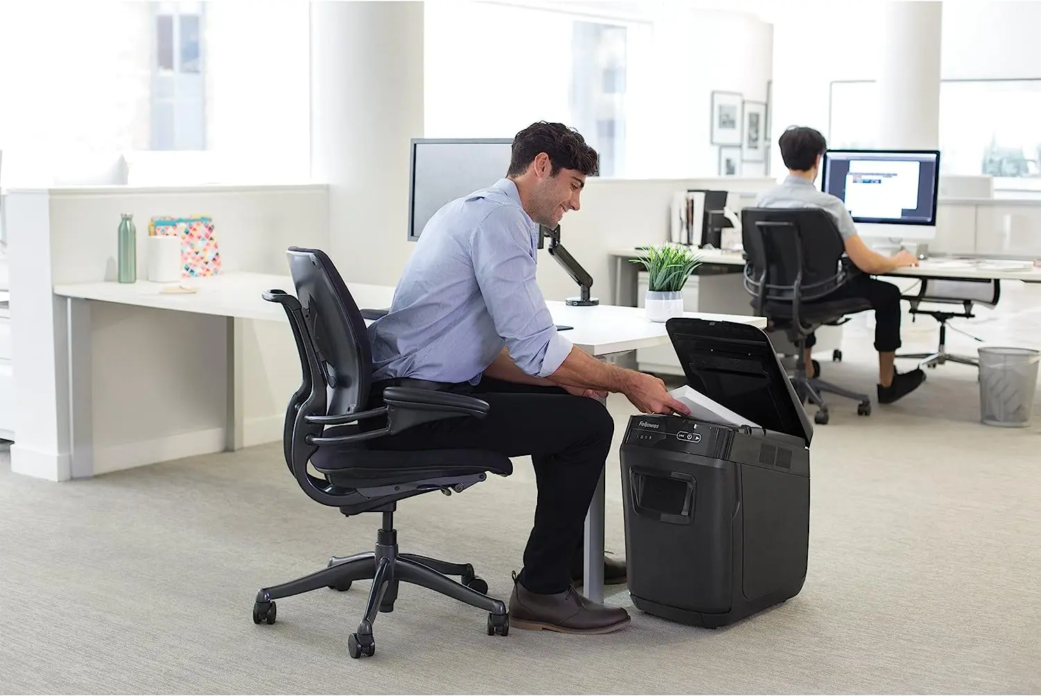 Шредер Fellowes AutoMax 150C (Black)