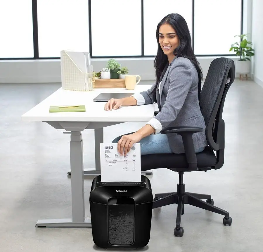 Шредер Fellowes Powershred LX25 (Black) - 4