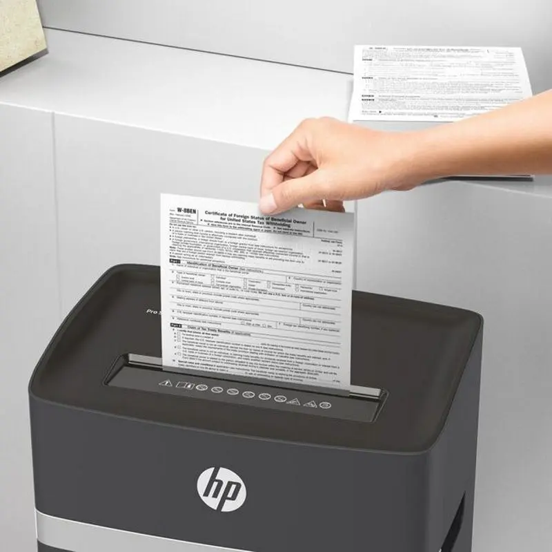 Шредер HP Pro Shredder 15CC (Black)