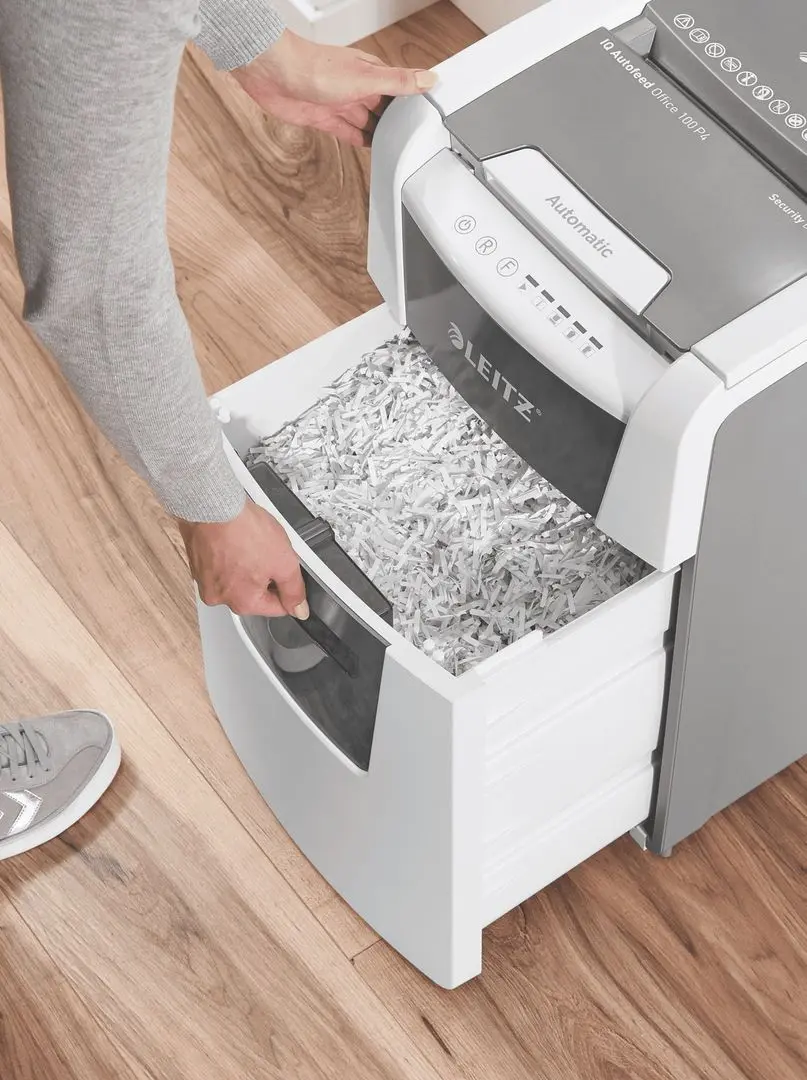 Distrugator de documente Leitz IQ Autofeed 80110000 (White/Grey)