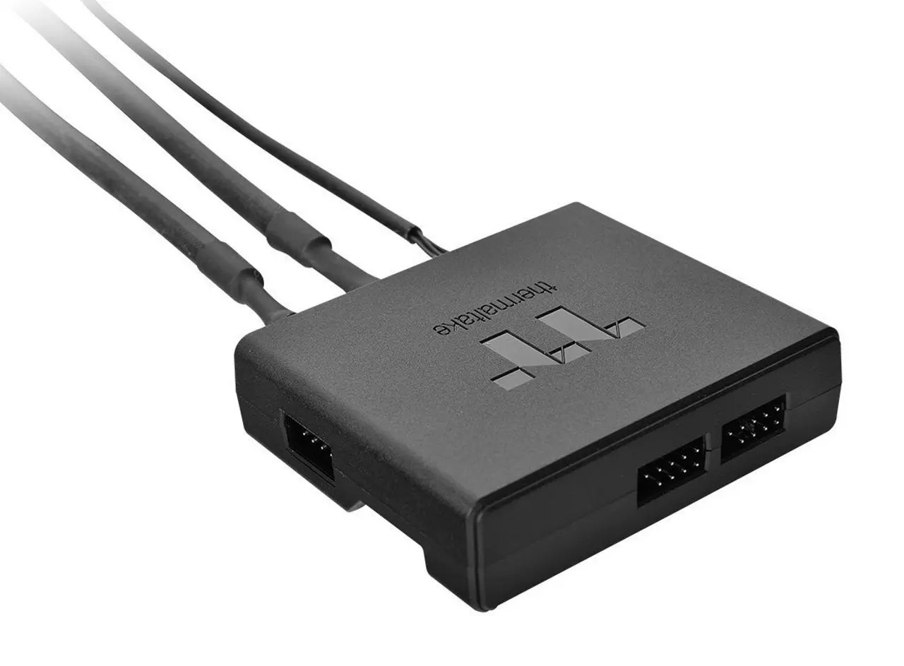 Система жидкостного охлаждения Thermaltake Floe Riing RGB 280 TT (CL-W167-PL14SW-A) - 3