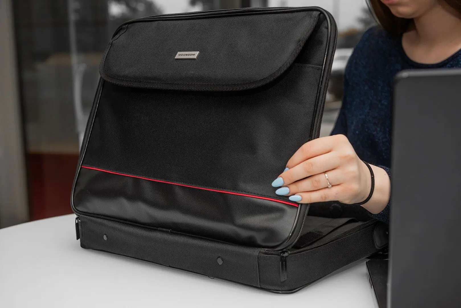Geanta pentru laptop Modecom Mark 15.6 (Black) - 5