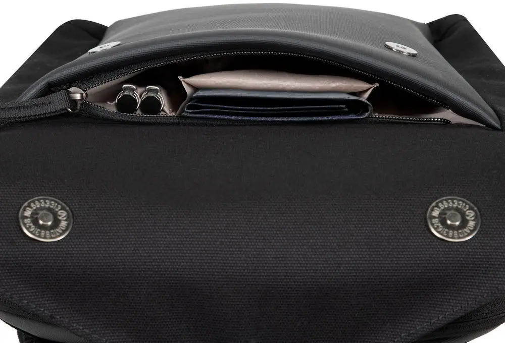 Rucsac pentru laptop Rivacase Cardiff 8521 (Black)