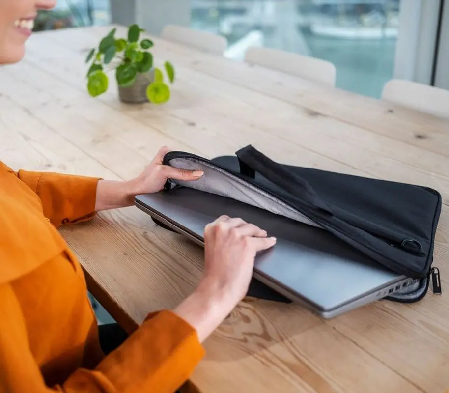 Сумка для ноутбука Trust Bologna 16 Eco-friendly Slim (Black) - 6