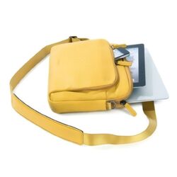 Сумка для ноутбука Tucano One Premium BFOP11-Y 11