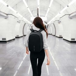 Рюкзак для ноутбука XD Design Bobby Hero Small 13.3