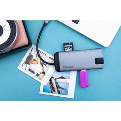 USB flash накопитель Verbatim PinStripe 128GB (Pink) Thumb
