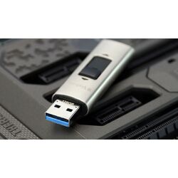 USB flash накопитель Verbatim VX400 128GB (Grey) Thumb