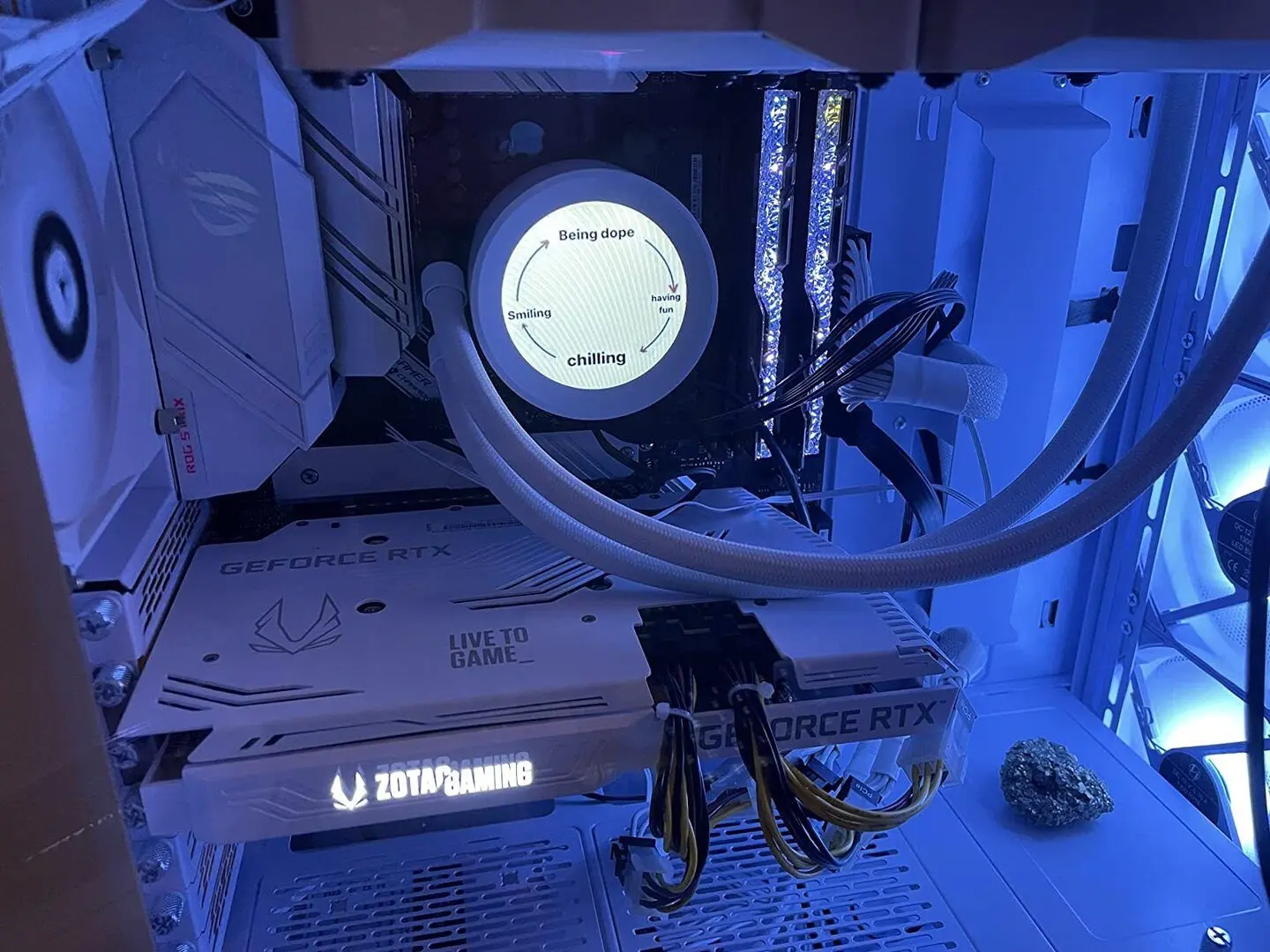 Placa video Zotac GeForce RTX 3060 AMP White Edition 12GB GDDR6 (ZT-A30600F-10P)