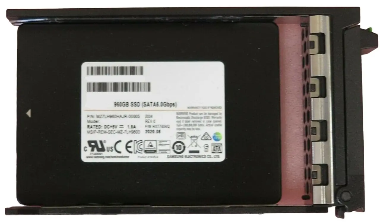 Твердотельный накопитель Fujitsu 960GB (S26361-F5782-L960)