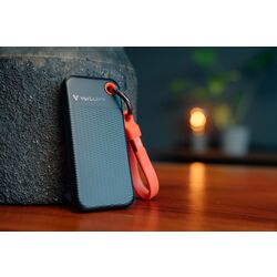 Портативный твердотельный накопитель Verbatim Pocket 2TB (32196) Thumb