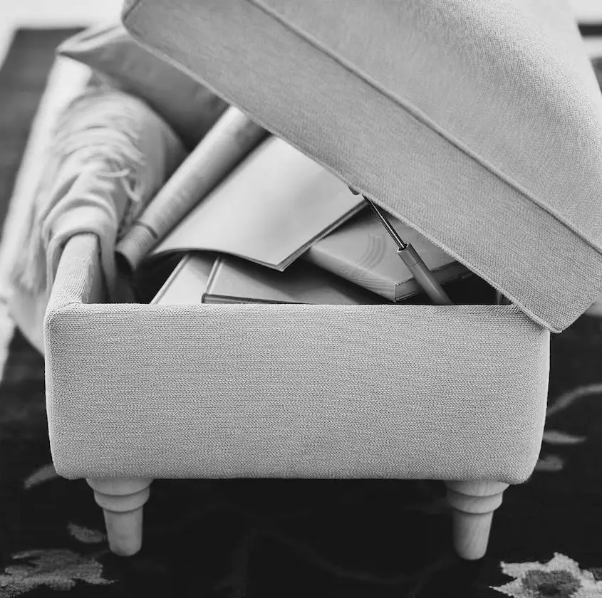 Bancheta Ikea Esseboda (Knaback Antracit/Mesteacan)