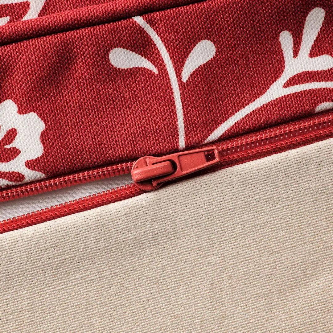 Puf Ikea Ektorp (Virestad Rosu/Alb)