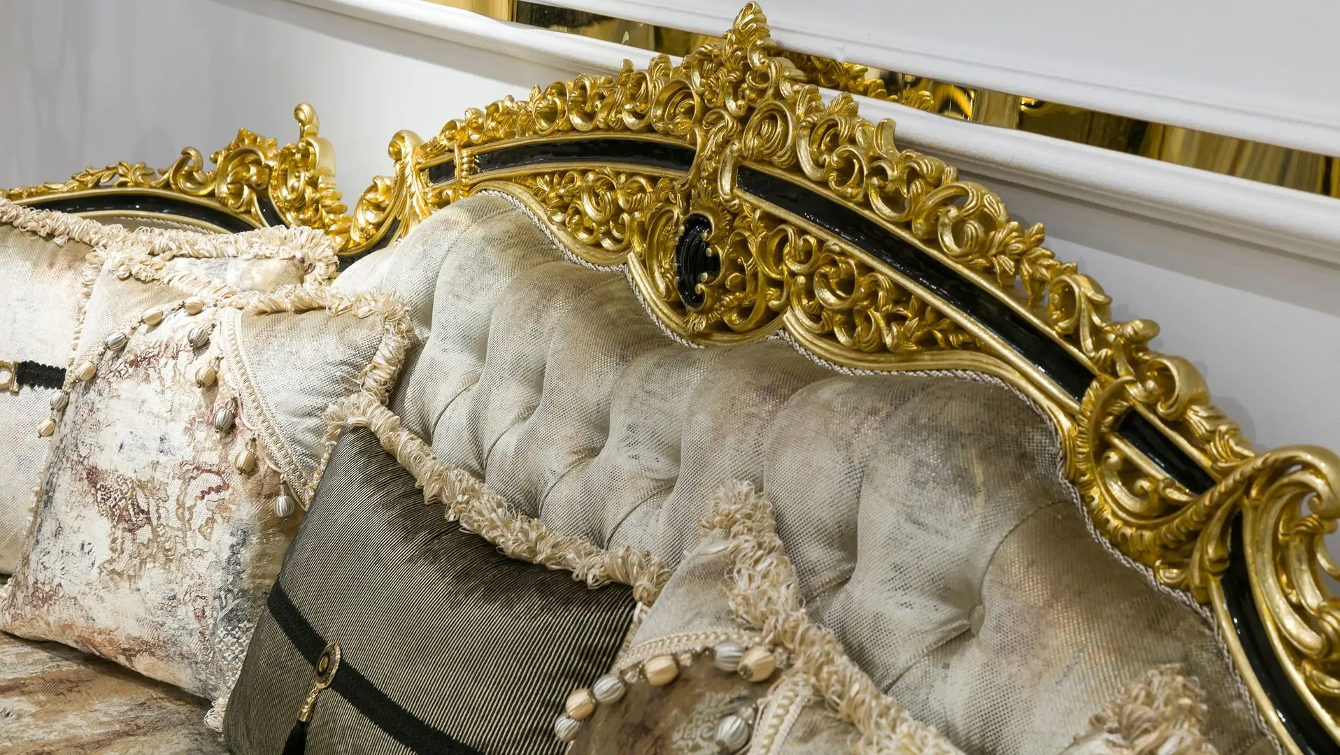 Living Charme&Luxe Furniture Paris №9 (Gold/Gray-Beige/Black)