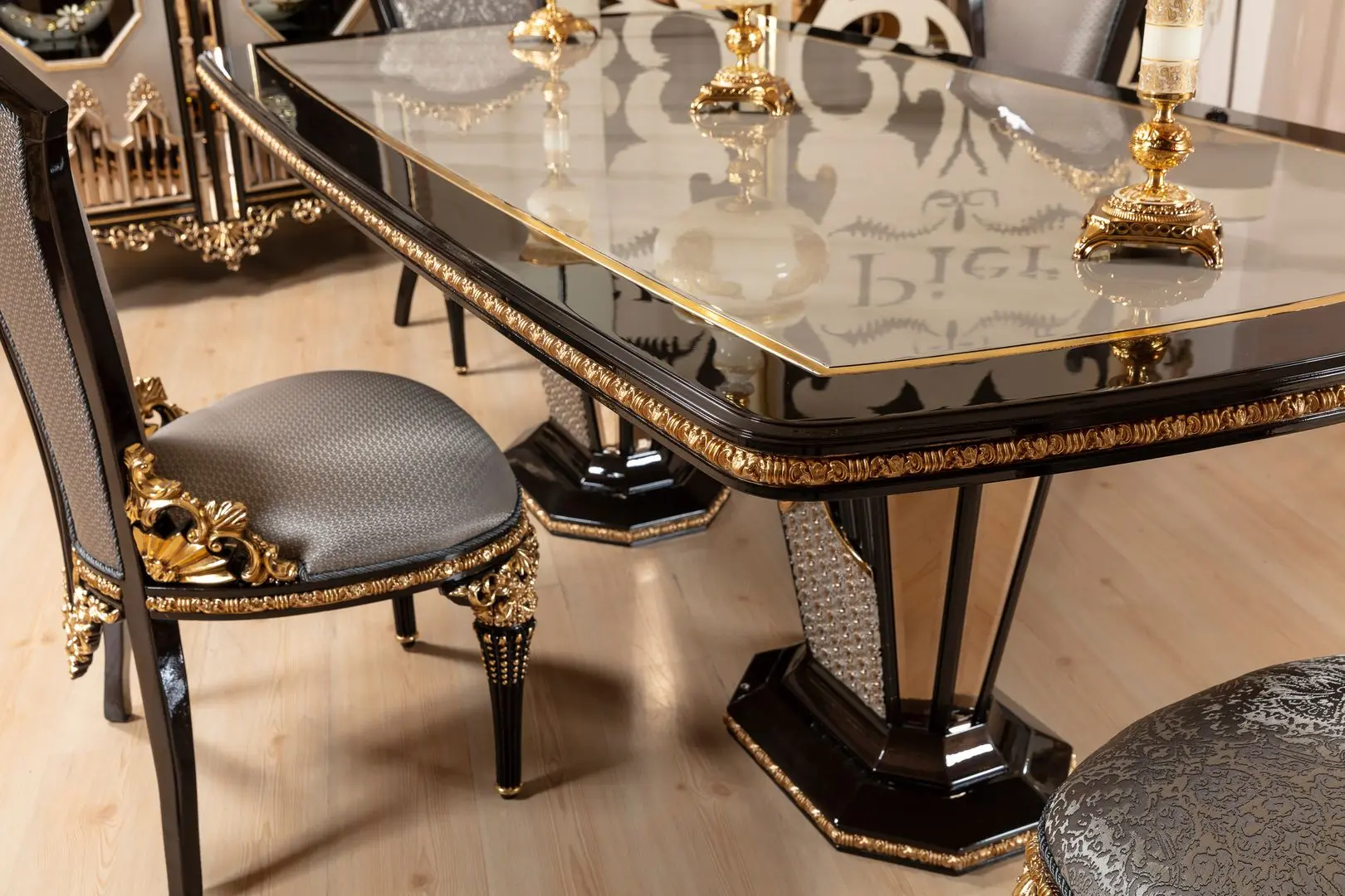 Set de mobilier pentru sufragerie Charme&Luxe Furniture Manolya №10 (Chocolate/Gold/Gray)