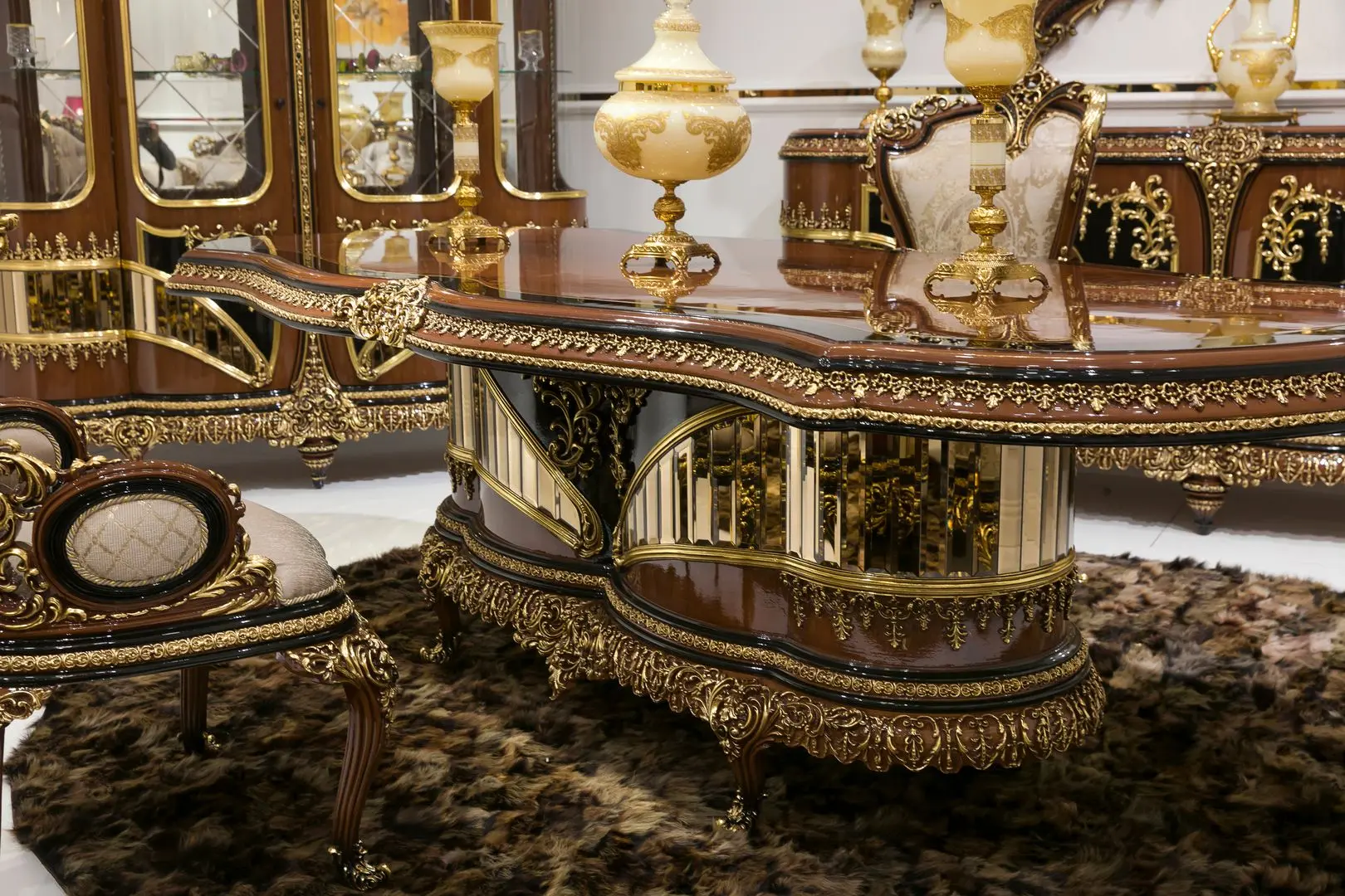 Set de mobilier pentru sufragerie Charme&Luxe Furniture Riva №11 (Brown/Gold/Cappuccino)