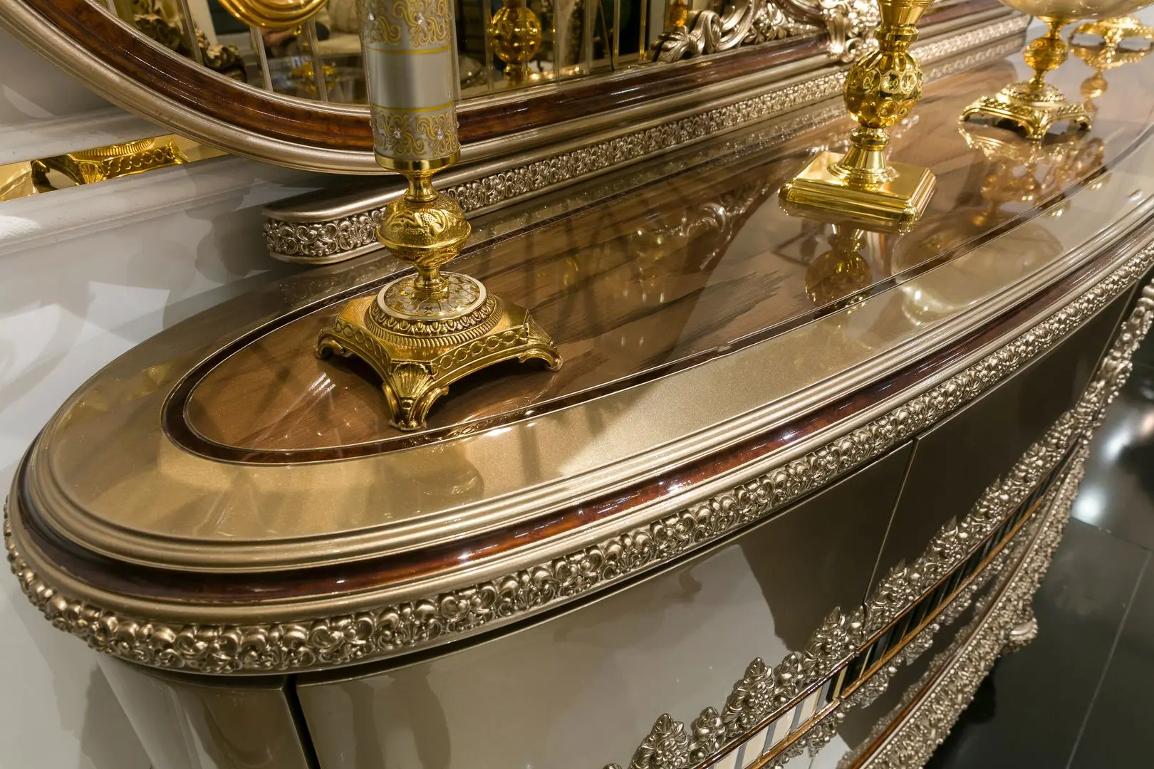 Set de mobilier pentru sufragerie Charme&Luxe Furniture Venedik №10 (Dark Cappuccino/Gold/Brown)