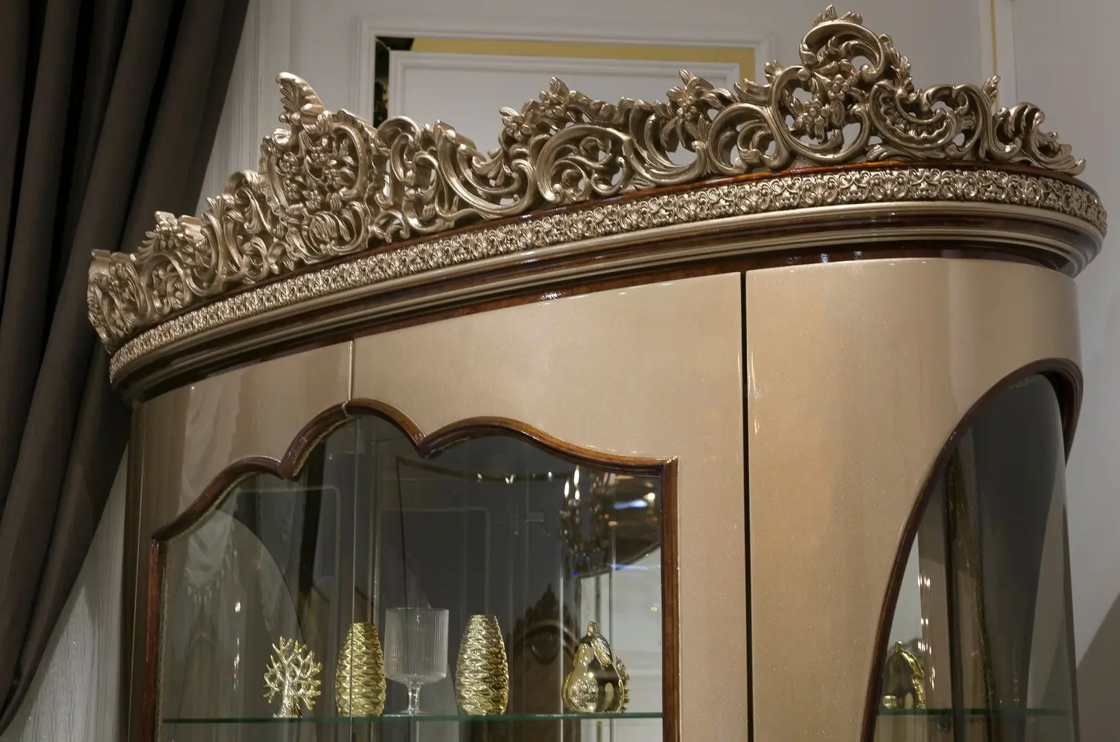 Set de mobilier pentru sufragerie Charme&Luxe Furniture Venedik №10 (Dark Cappuccino/Gold/Brown)