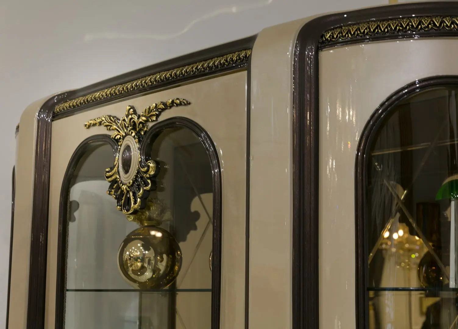 Set de mobilier pentru sufragerie Charme&Luxe Furniture Versace №12 (Cappuccino/Gold/Dark Brown)