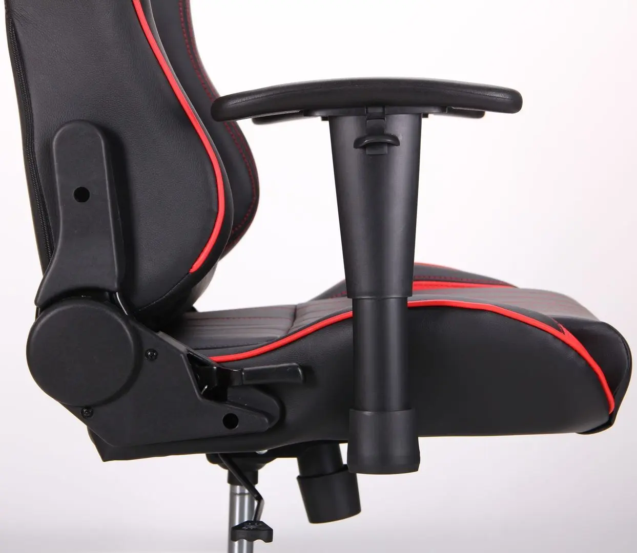 Кресло геймерское AMF VR Racer Shepard (Black/Red) - 9