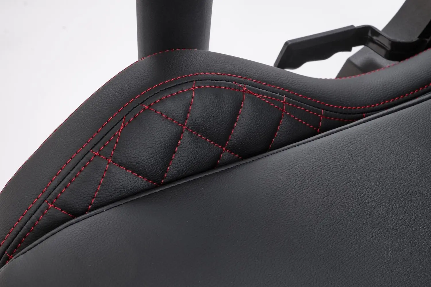 Игровое кресло Halmar Chavez (Black)