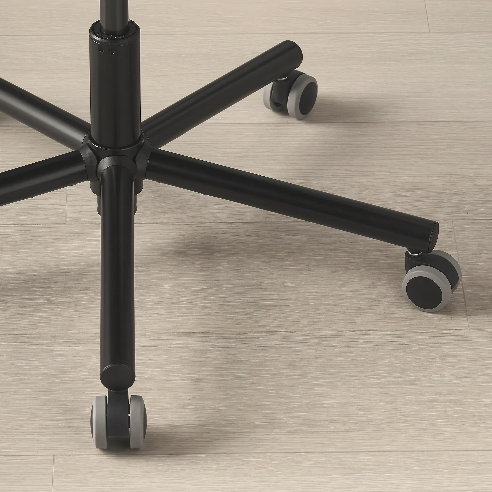 Игровое кресло Ikea Loparbana/Vissle (Темно-серый) - 6