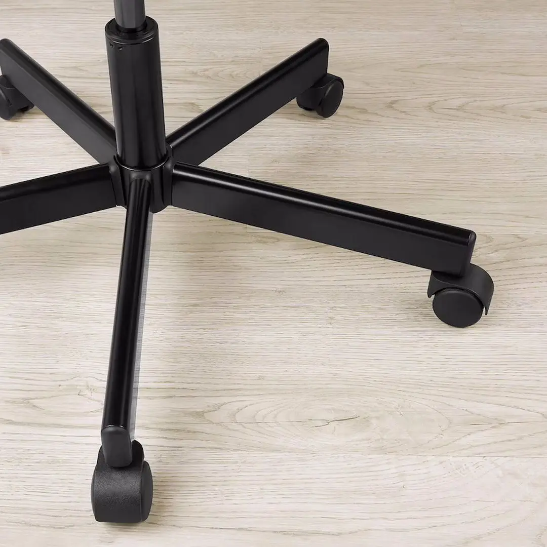 Игровое кресло Ikea Utespelare (Бомстад Черный)