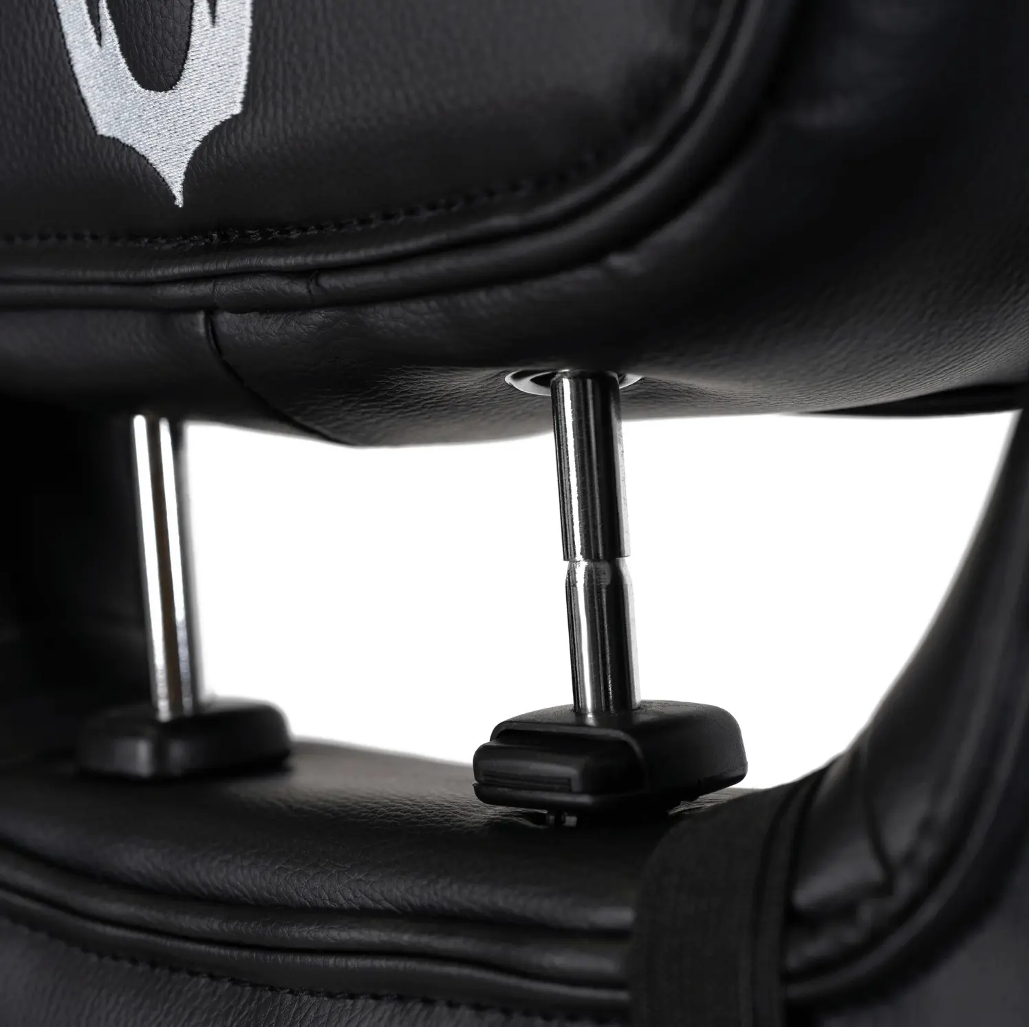 Игровое кресло Mebel Elite Nexon (Black/White) - 6