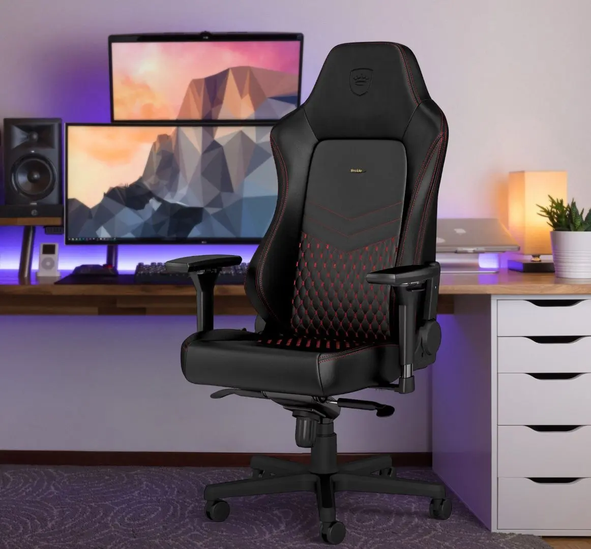 Игровое кресло Noblechairs Hero NBL-HRO-RL-BRD (Black/Red)