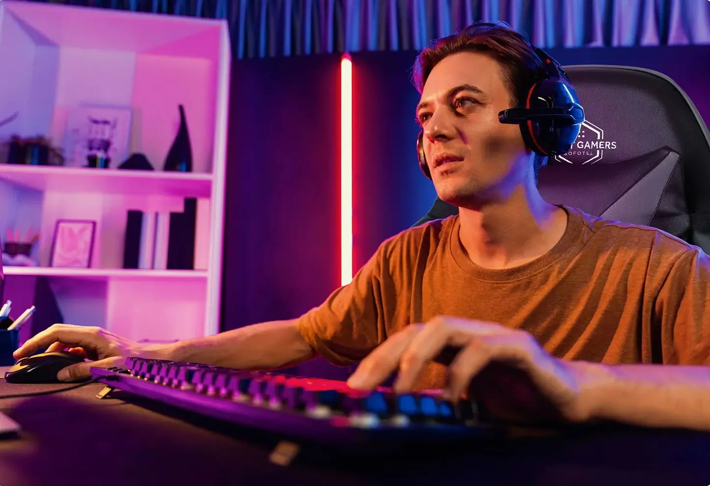 Игровое кресло Sofotel Draknor 242400 (Grey/Black) - 10