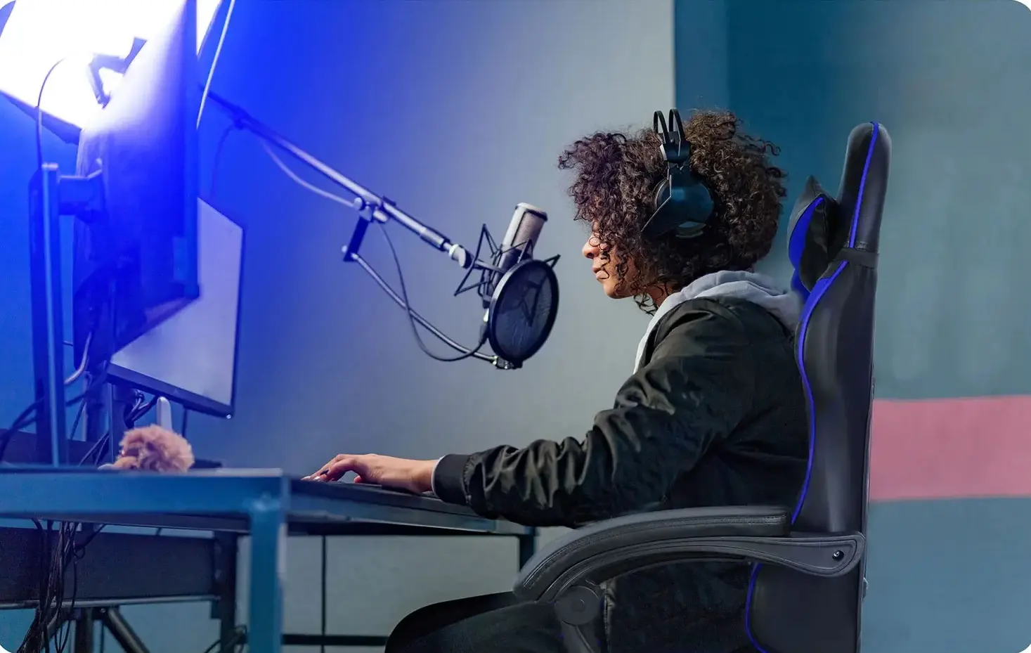 Игровое кресло Sofotel Draknor 242402 (Black/Blue) - 9