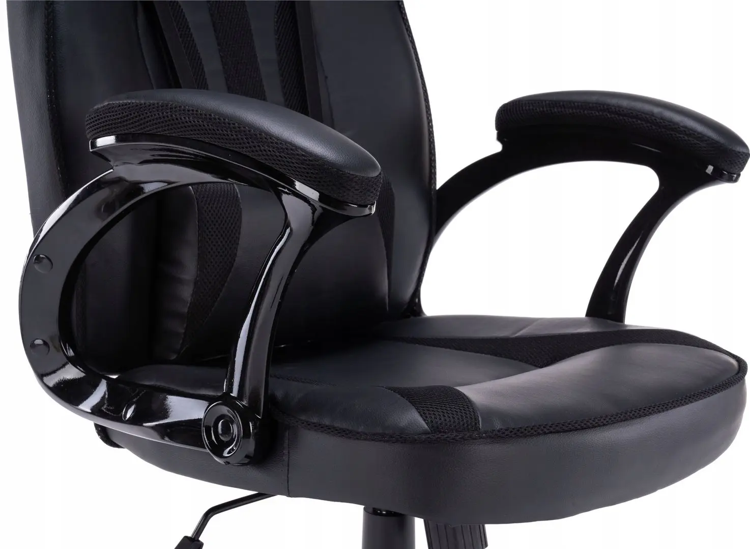 Кресло геймерское TopEshop Drift (Black)