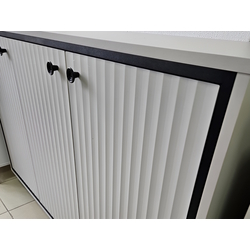 Tumba Yasen Tina 3D (Cashmere/Black) Thumb