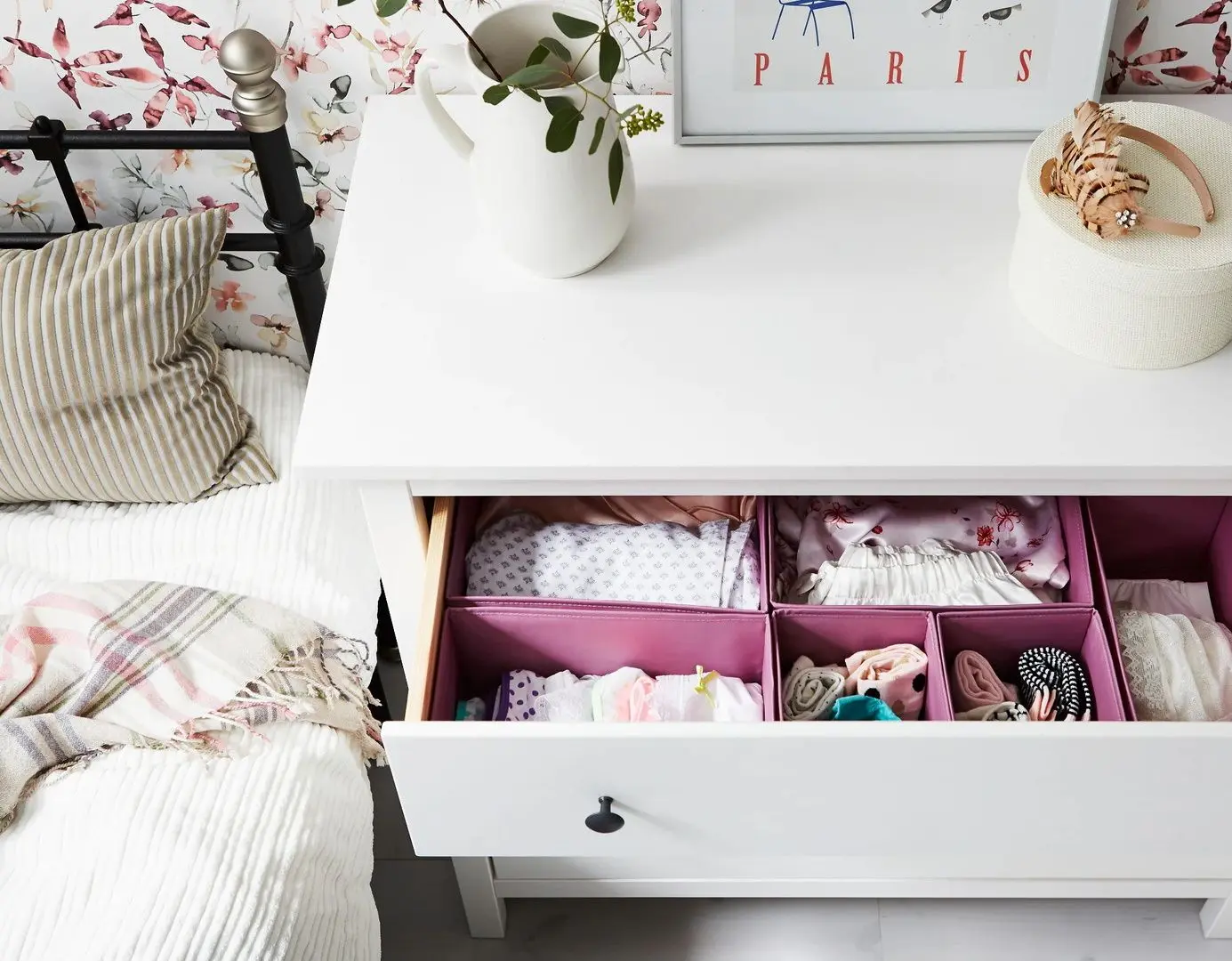 Comoda Ikea Hemnes 3 sertare 108x96 (Vopsit Alb)