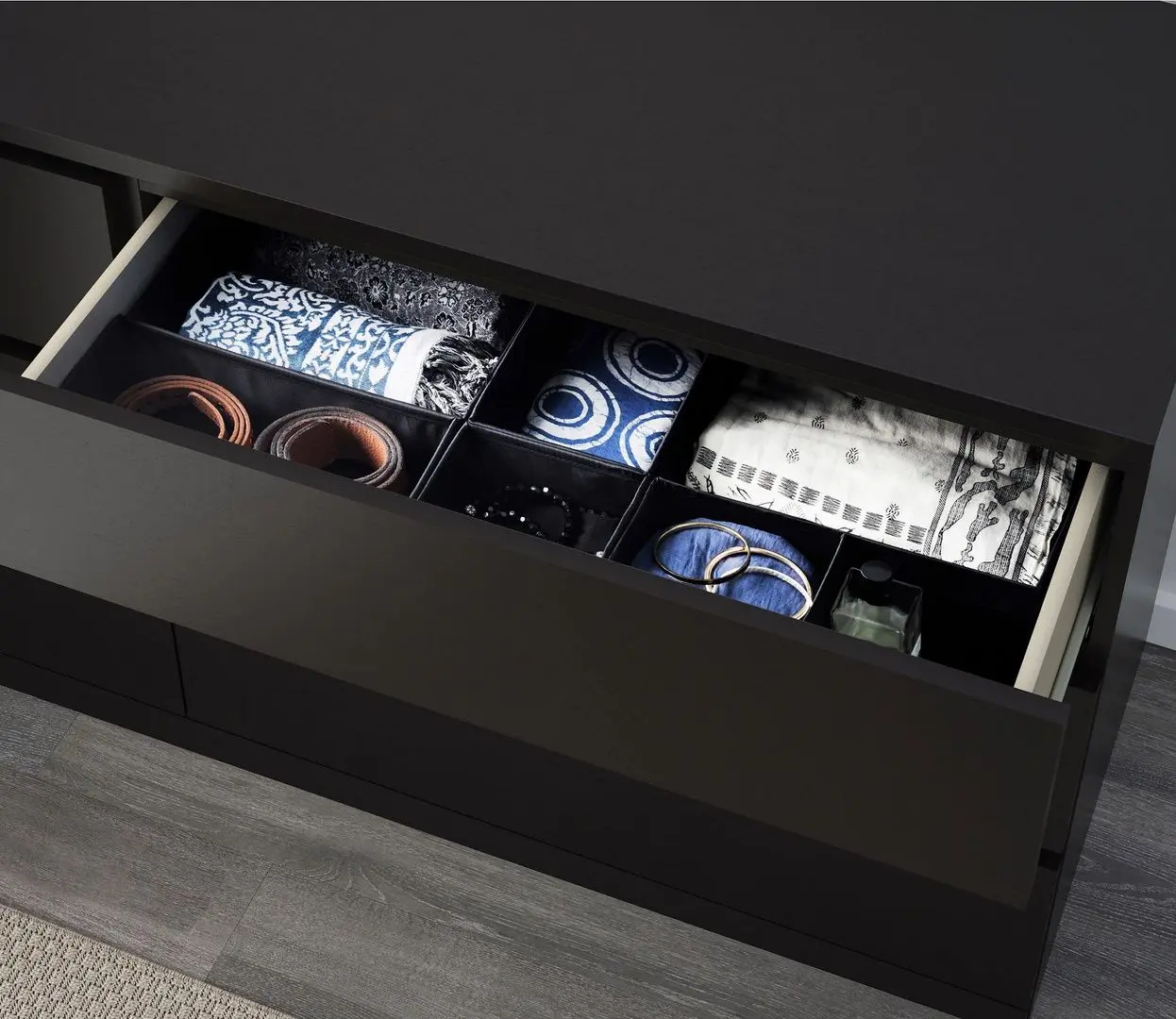 Comoda Ikea Malm 6 sertare 160x78 (Negru-maro)