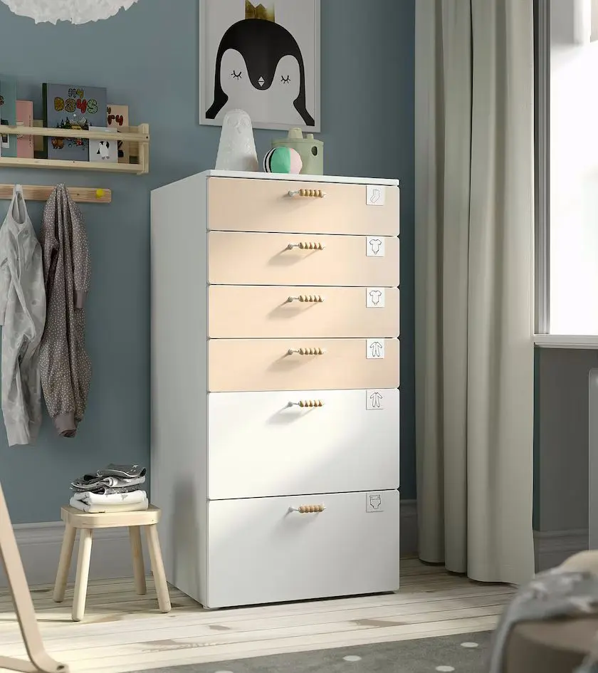 Comoda Ikea Smastad/Platsa 6 sertare 60x57x123 (Alb/Mesteacăn)