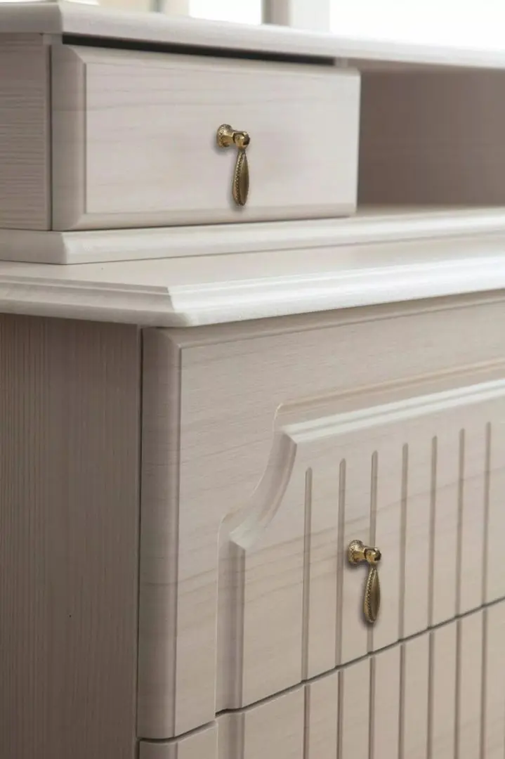 Comoda Олмеко Kantri 06.115 (Woodline Cream/Sandal White Patina)